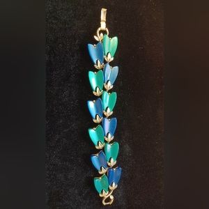 Vintage 1970s Lisner Blue and Green Lucite/Silvertone Bracelet